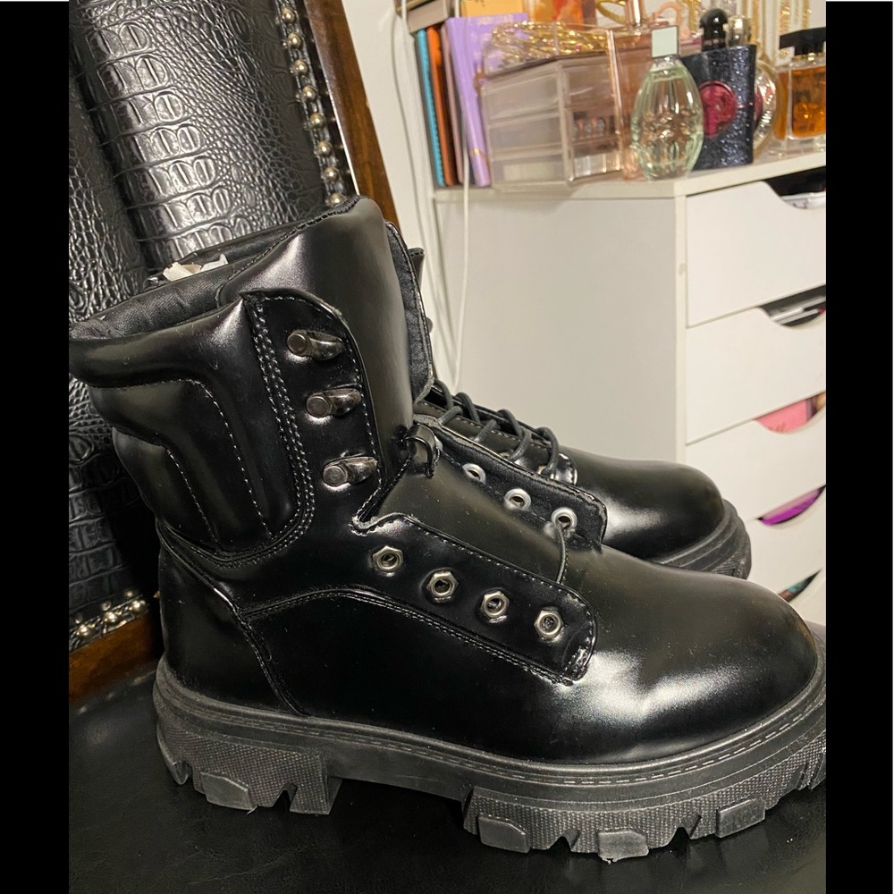 ✨BrandNew✨ trendy Combat boots